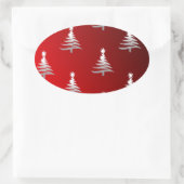 Sticker Ovale Arbres de Noël en argent sur rouge (Sac)