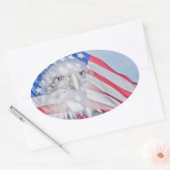 Sticker Ovale Bald Eagle Head & the American Flag (Enveloppe)