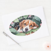 Sticker Ovale Beagle Whimsical Rainy Day Feuilles verts (Enveloppe)