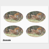 Sticker Ovale Cerf d'automne dans le lac Arrowhead (Feuille)