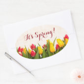 Sticker Ovale C'est des tulipes peintes au printemps (Enveloppe)