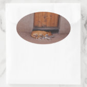 Sticker Ovale Chien au repos (Sac)