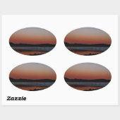 Sticker Ovale Coucher de soleil sur le lac Arrowhead (Feuille)