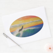 Sticker Ovale Fille de surfeur (Enveloppe)