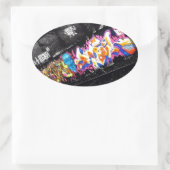 Sticker Ovale graffiti urbain art de rue noir et blanc (Sac)