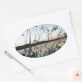 Sticker Ovale Herbes au lac Sunset (Enveloppe)