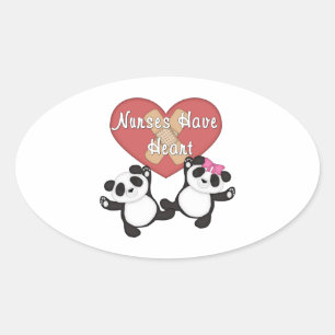 Sticker Ovale Les infirmières ont le coeur