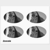 Sticker Ovale OEuvre d'oeil noir blanc (Feuille)