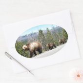 Sticker Ovale Ours grizzli sauvage Mama et petits dans Yellowsto (Enveloppe)