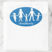 Sticker ovale #realfamily avec valeurs traditionne (Sac)