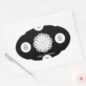 Sticker Ovale Ruban de fleurs blanches par Kenneth Yoncich Modèl (Enveloppe)