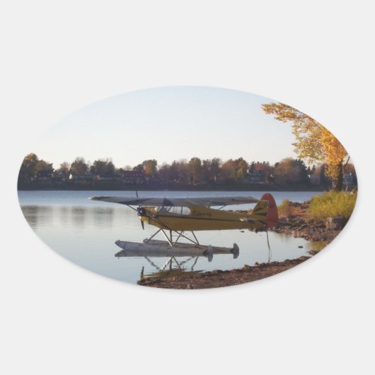 Sticker Ovale Seaplane par le lac (Devant)