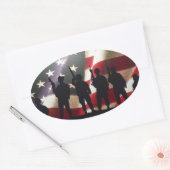 Sticker Ovale Silhouettes des soldats patriotiques (Enveloppe)