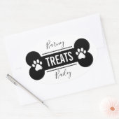 Sticker Ovale Traitement simple et propre de chien noir et blanc (Enveloppe)