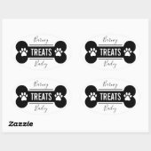 Sticker Ovale Traitement simple et propre de chien noir et blanc (Feuille)