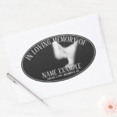 Sticker Ovale Un visage endormi dans une demi-ombre (Enveloppe)
