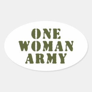 STICKER OVALE UNE ARMÉE FEMME