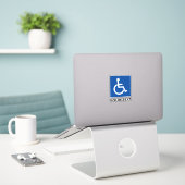 Sticker Panneau d'handicap pour fauteuil roulant bleu (Ordinateur portable sur le bureau)