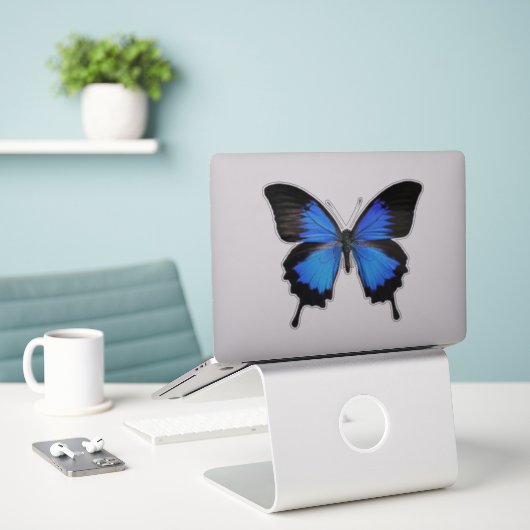 Sticker Papillon bleu 3 (Ordinateur portable sur le bureau)