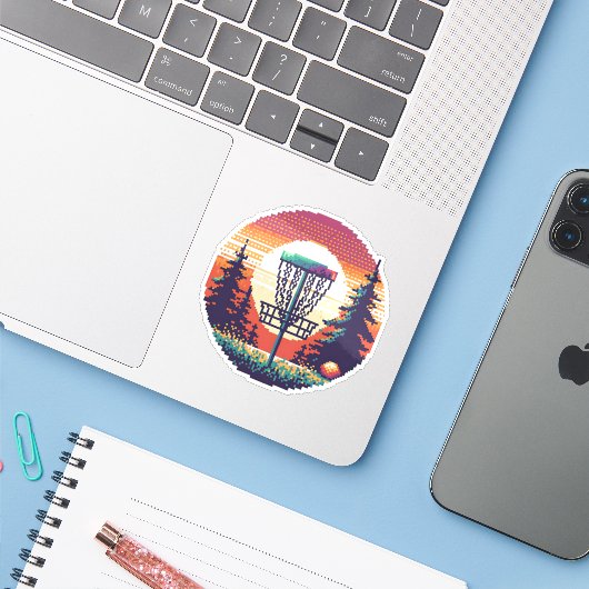 Sticker Parcours de golf Pixel Art Disk (Ordinateur portable avec iPhone)