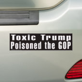 Sticker pare-chocs 'Toxique Trump' (En voiture)