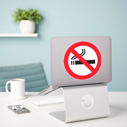 Sticker Pas de tabac (Ordinateur portable sur le bureau)