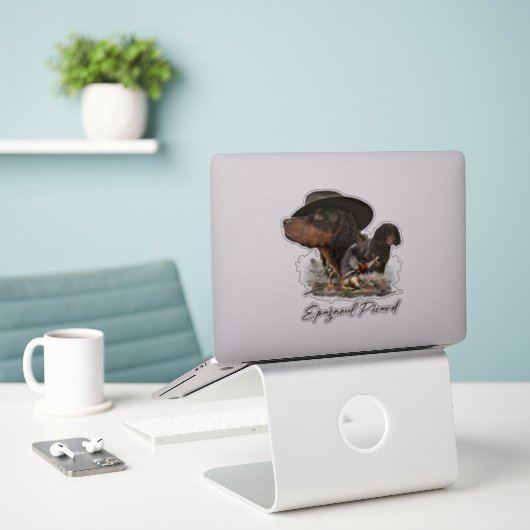 Sticker Picardy Spaniel, Saison Chasse (Ordinateur portable sur le bureau)