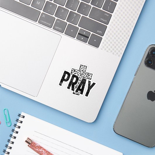 Sticker Priez (Ordinateur portable avec iPhone)