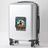 Sticker Quelque chose de méchant arrive Sorcière Halloween (Sur valise)