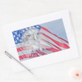 Sticker Rectangulaire Bald Eagle Head & the American Flag (Enveloppe)