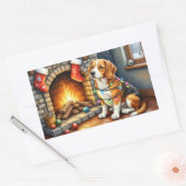Sticker Rectangulaire Beagle Sitting by Fireplace with Christmas Lights (Enveloppe)