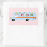 Sticker Rectangulaire Charming Christmas Camper Vintage RV Xmas<br><div class="desc">Autocollant personnalisable,  Ajoutez votre propre texte. Consultez ma boutique pour trouver des objets correspondants comme des cartes,  du papier d'emballage et des étiquettes cadeaux et d'autres modèles ou faites-moi savoir si vous voulez quelque chose de personnalisé.</div>