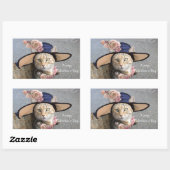 STICKER RECTANGULAIRE CHAT ÉLÉGANT AVEC GRAND CASQUETTE DIVA, ROSES ROSE (Feuille)