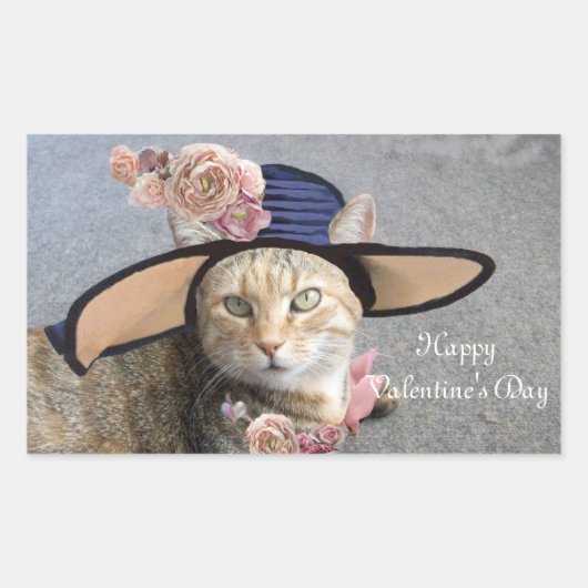 STICKER RECTANGULAIRE CHAT ÉLÉGANT AVEC GRAND CASQUETTE DIVA, ROSES ROSE (Devant)