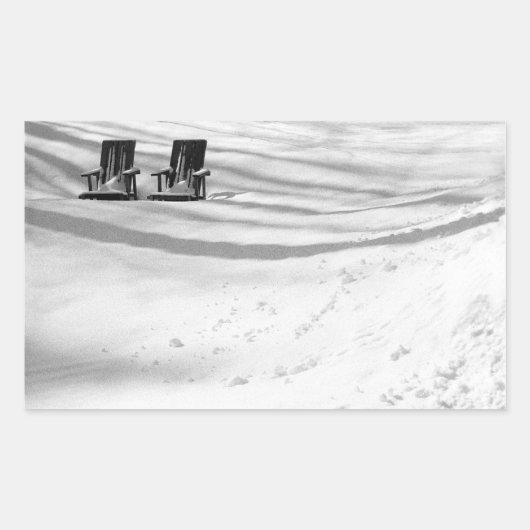 Sticker Rectangulaire Deux Chaises Ensevelies Dans La Neige (Devant)