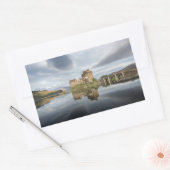 Sticker Rectangulaire Eilean Donan Castle avec réflexion en Ecosse (Enveloppe)