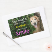 Sticker Rectangulaire Golden Retriever Derrière Un Sourire (Enveloppe)