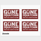 Sticker Rectangulaire Gone Squatchin (Distressed Squatin) Squatch dans c (Feuille)
