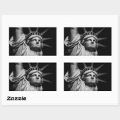 Sticker Rectangulaire Gros plan Statue blanche noire de la Liberté New Y (Feuille)