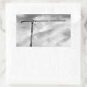 Sticker Rectangulaire Grue de construction et ciel photo noir et blanc (Sac)