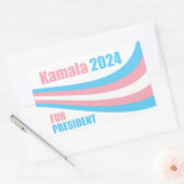 Sticker Rectangulaire Kamala pour le Président Drapeau Transgenre 2024 (Enveloppe)