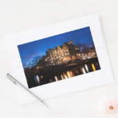 Sticker Rectangulaire Les maisons du canal d'Amsterdam la nuit (Enveloppe)