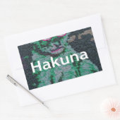 Sticker Rectangulaire Lion vert avec lunettes roses "Hakuna Matata" Art (Enveloppe)