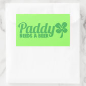 Sticker Rectangulaire PADDY a besoin d'une bière ! Jour de la Saint Patr (Sac)