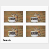 Sticker Rectangulaire Photo de Chipmunk avec Latte Coffee Cup (Feuille)