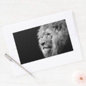 Sticker Rectangulaire Portrait de Lion noir blanc - Photographie d'anima (Enveloppe)