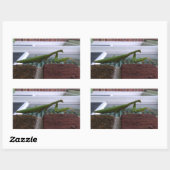 Sticker Rectangulaire Priez Mantis sur mur de briques (Feuille)