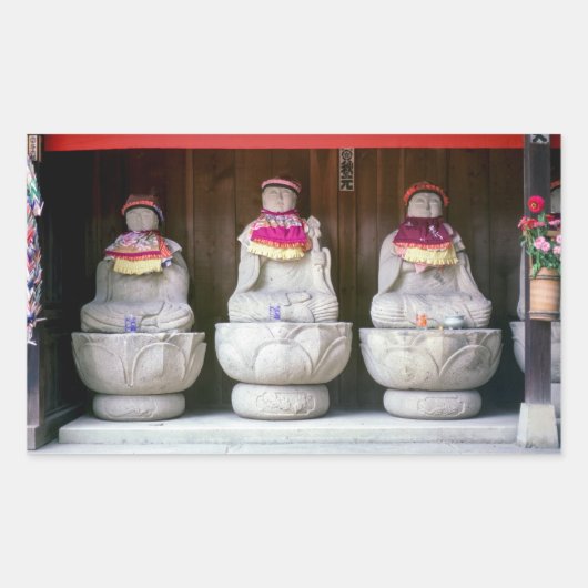 Sticker Rectangulaire Rangée de statues de moines Jizo avec bib et casqu (Devant)