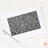 Sticker Rectangulaire Réflexions Légères Sur L'Eau : Noir & Blanc (Enveloppe)