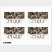 Sticker Rectangulaire Rustic Holiday Love and Joy Pine Cone (Feuille)